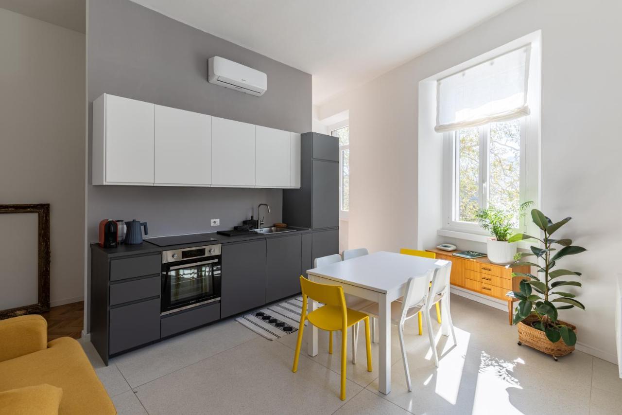 Lago Design Guest House - Como Center Екстер'єр фото